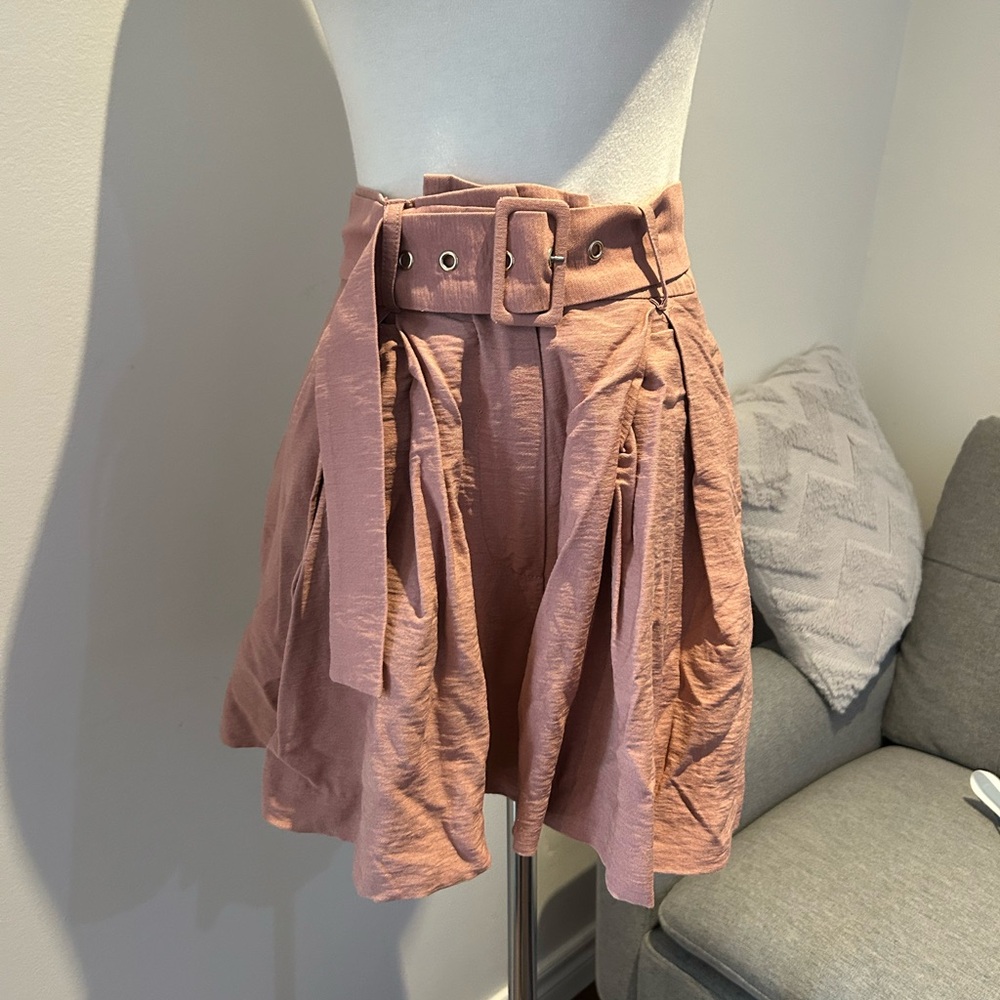 Keepsake pink shorts size xs with belt